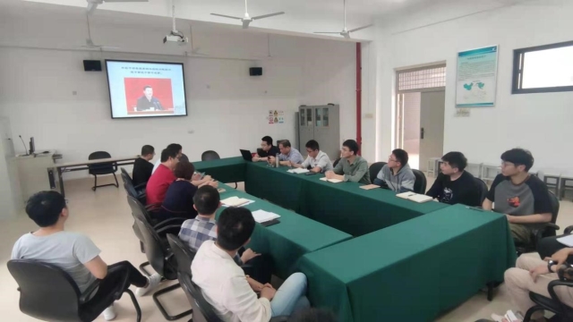 实验实训中心组织学习习近平总书记在中央党校青年干部培训班开班式上的 重要讲话