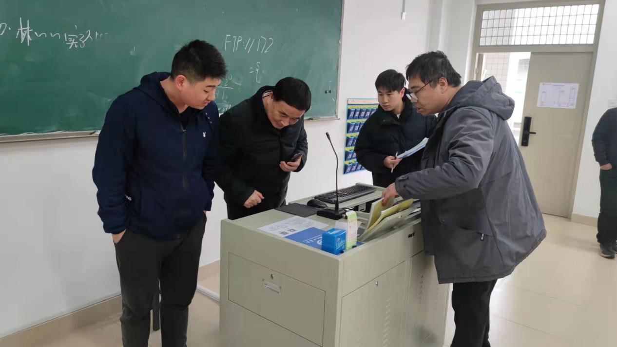 实验实训中心开学准备在行动